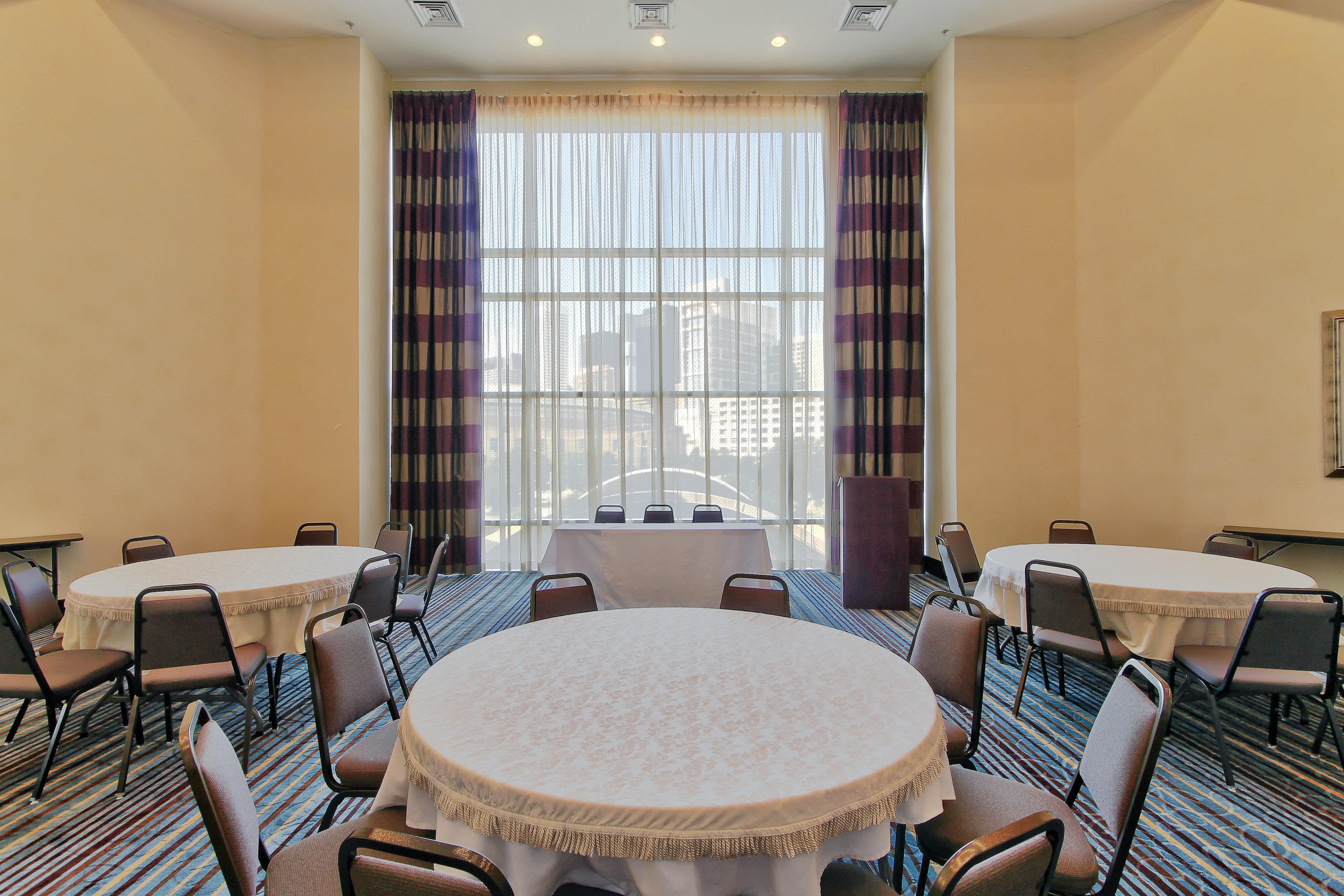 Holiday Inn Express Hotel & Suites Houston-Downtown Convention Center By Ihg Exterior photo