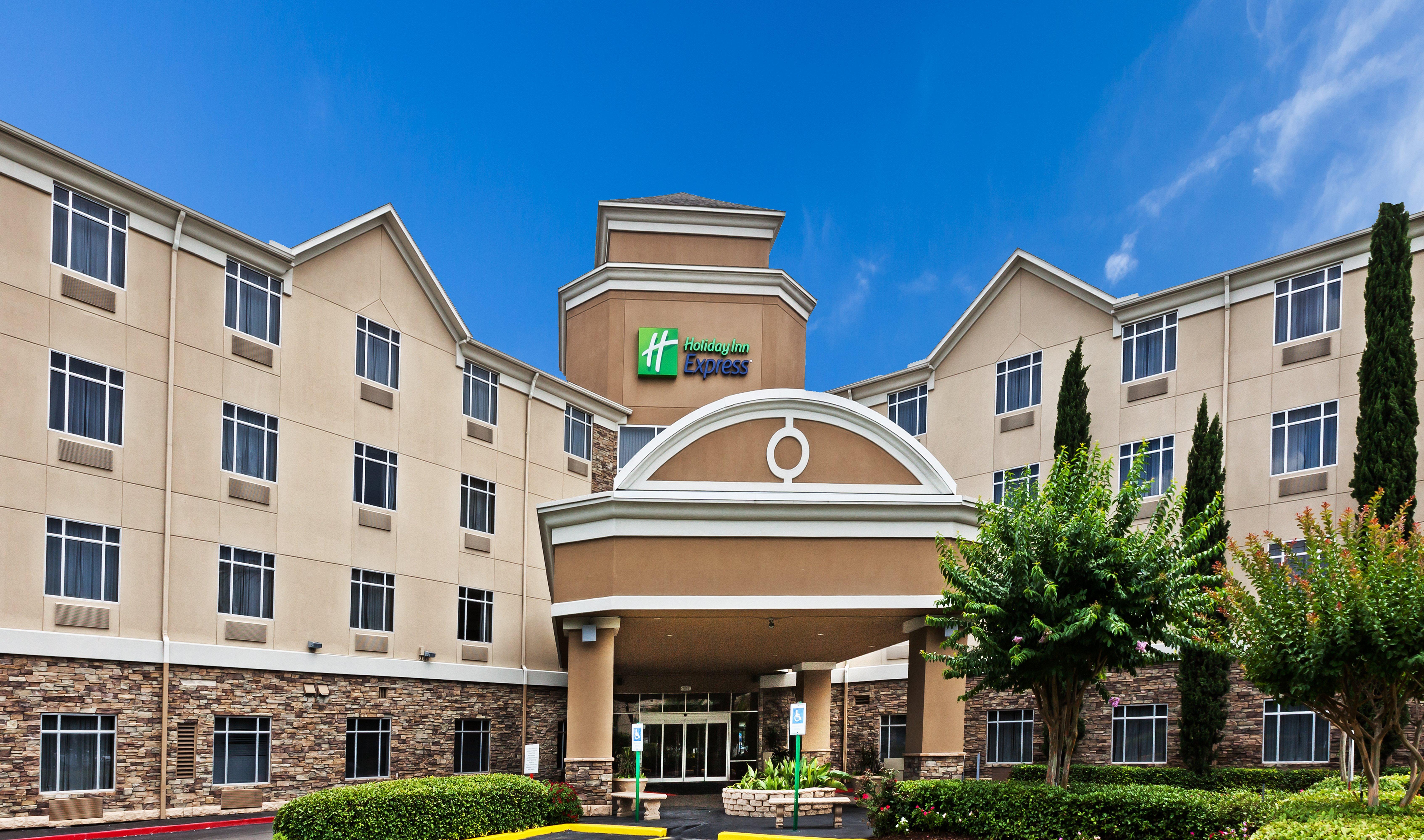 Holiday Inn Express Hotel & Suites Houston-Downtown Convention Center By Ihg Exterior photo