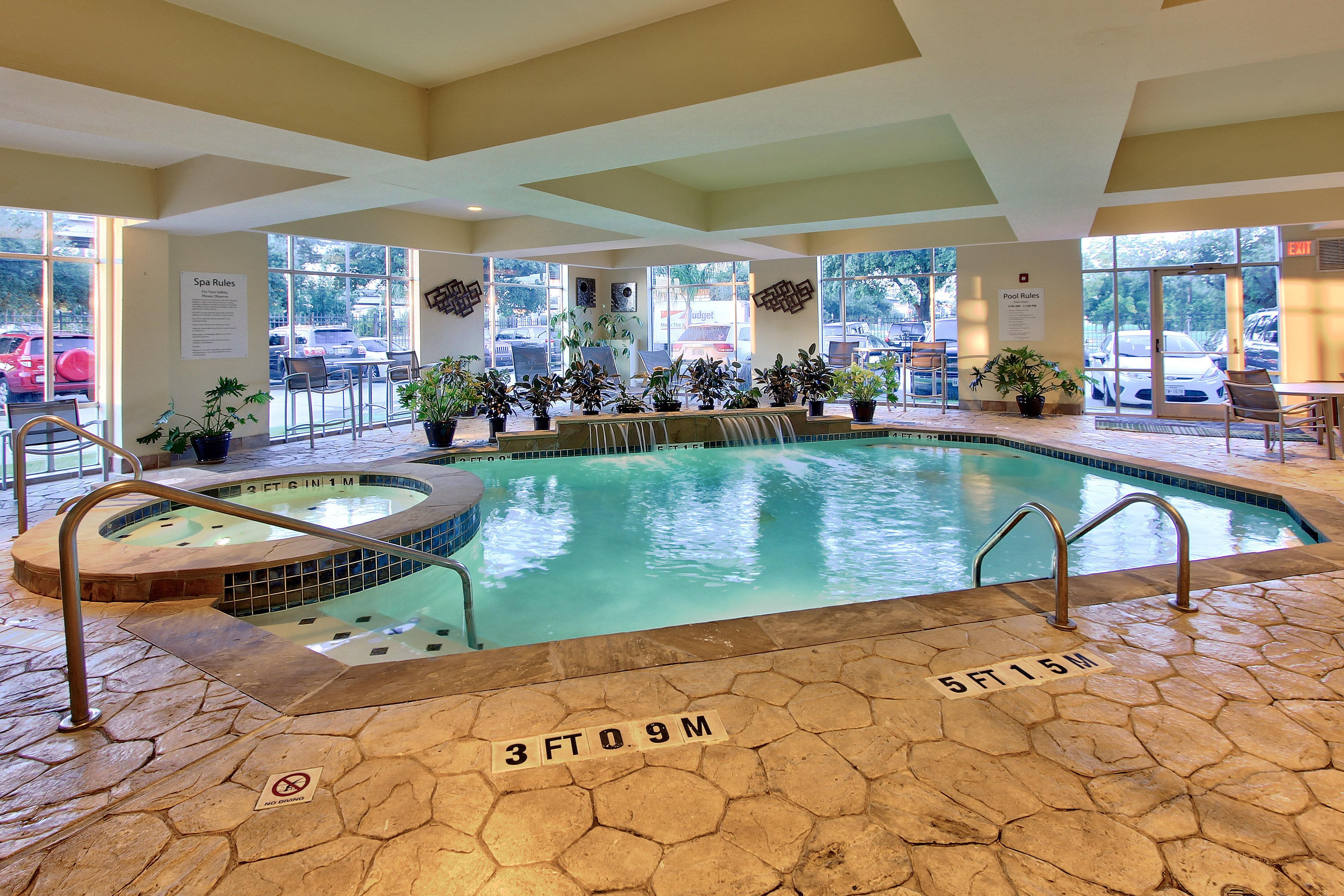 Holiday Inn Express Hotel & Suites Houston-Downtown Convention Center By Ihg Exterior photo